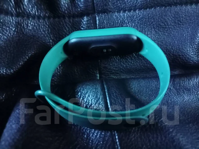 Xiaomi Mi Band 6 ����