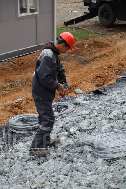 Благоустройство. Габионы. Монтаж габионов. Заборы из габиона брусчатка ...