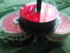 CD-R. ����