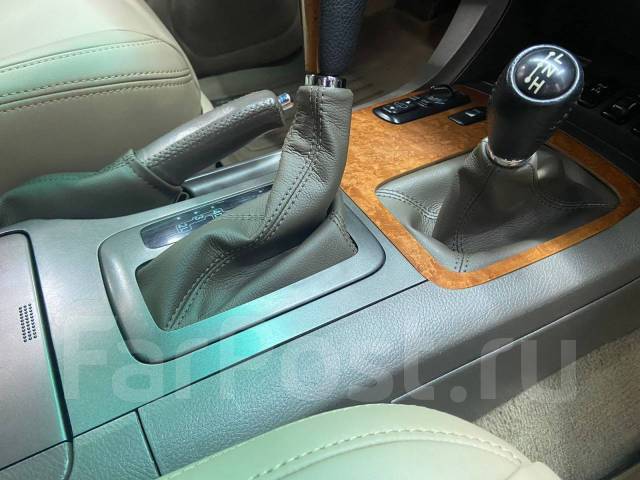 Перетяжка сидений автомобилей, мотоциклов во Владивостоке