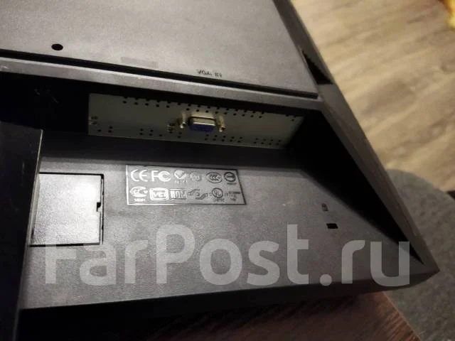 Acer. 24" ����