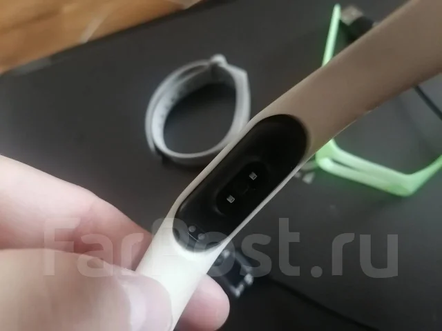 Xiaomi Mi Band 4. GPS, IP67, IP68 ����
