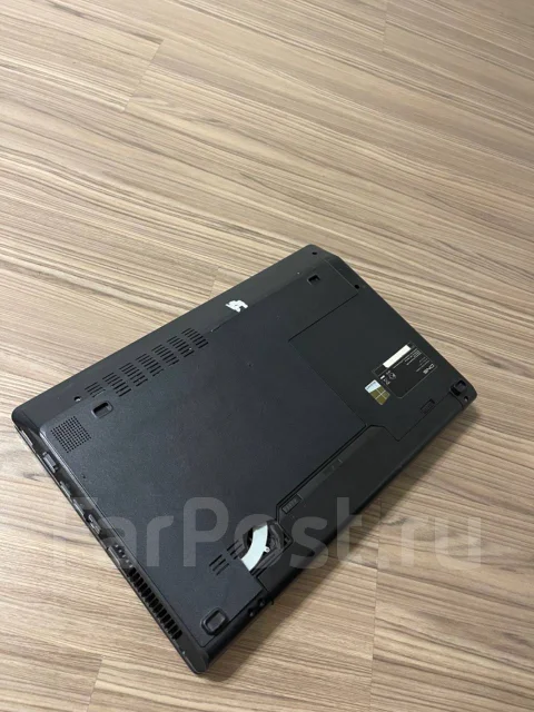 DNS. 15.6", 2,5����, ��� 6 ��, WiFi: 1, Bluetooth: 1, ����������� �� 1��. ����