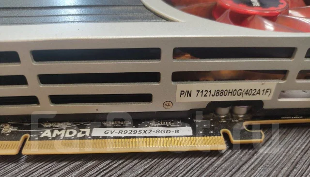 Radeon R9 295X2 ����