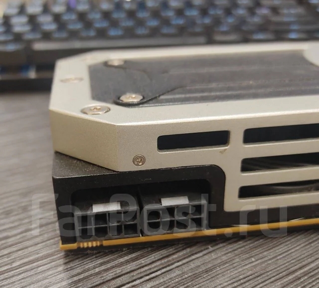 Radeon R9 295X2 ����
