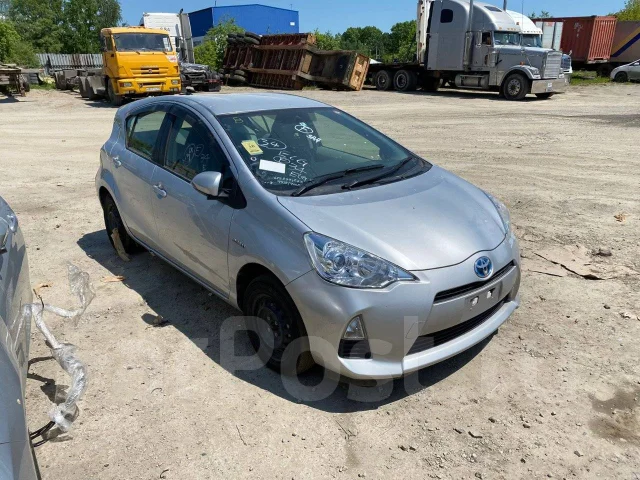 Toyota Aqua. NHP10, 1NZFXE ����