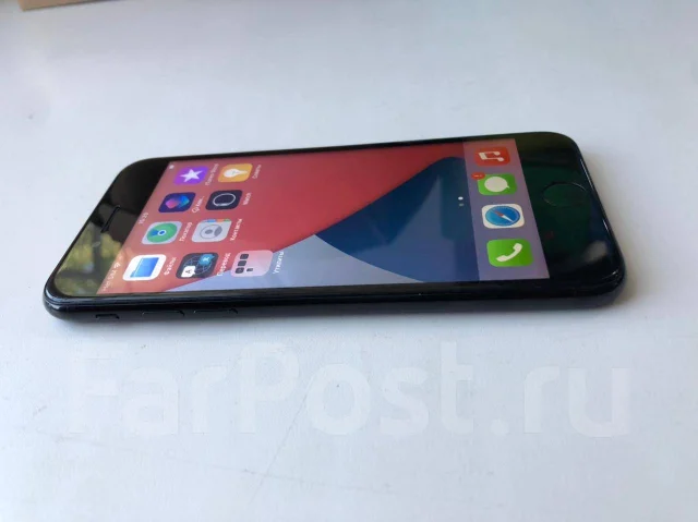 Apple iPhone 7. �/�, 128 ��, ������, 4G LTE ����