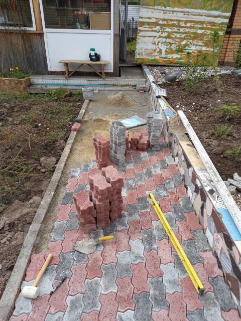 Благоустройство, монтаж брусчатки, плитки тротуарной, дренаж в Хабаровске