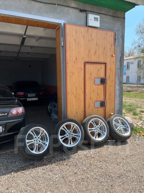 Cosmic Diavoletto. 8.5x18", 5x114.3, ET35, �� 73,1���. ����