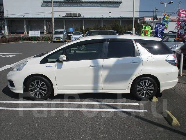 Honda Fit Shuttle. ��������, ��������, 1.3 (88��.�.), ������, 35����. ��, �/�. ��� ����� �� ������������ ����