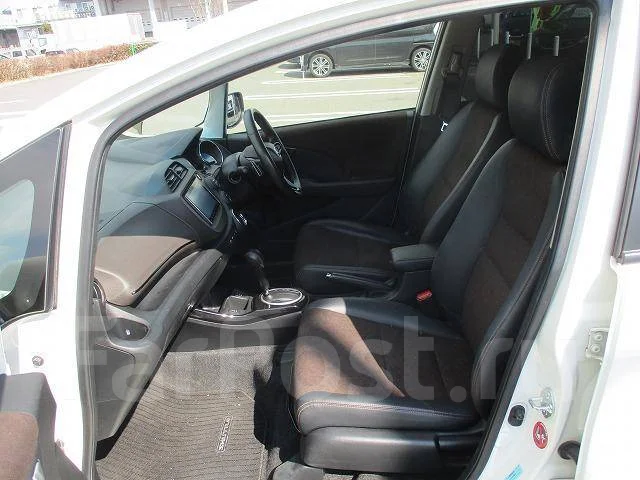 Honda Fit Shuttle. ��������, ��������, 1.3 (88��.�.), ������, 35����. ��, �/�. ��� ����� �� ������������ ����