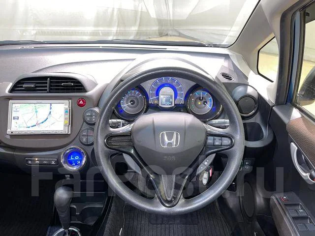 Honda Fit Shuttle. ��������, ��������, 1.3 (88��.�.), ������, 30����. ��, �/�. ��� ����� �� ������������ ����