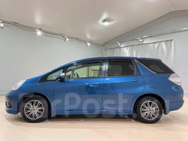 Honda Fit Shuttle. ��������, ��������, 1.3 (88��.�.), ������, 30����. ��, �/�. ��� ����� �� ������������ ����