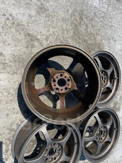 RAYS Gram Lights 57C. 7.5x17", 5x100, ET48 ����