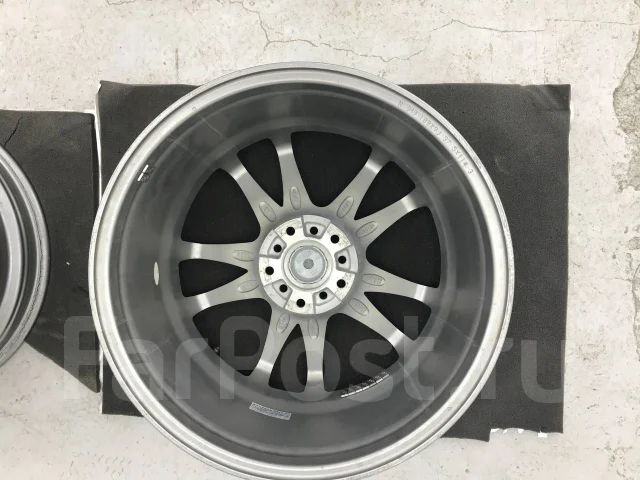 Dunlop Direzza ST01F. 9.0/9.0x18", 5x114.3, ET25/37, �� 73,1���. ����