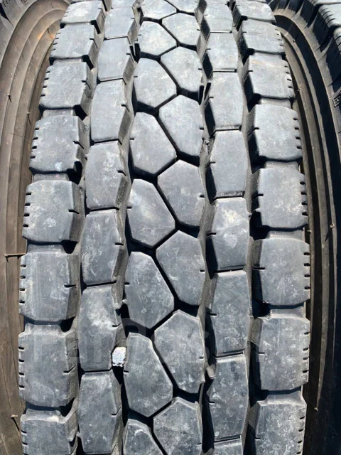 Bridgestone M810. �����������, 2016 ���, �/�, ����� 10 % ����