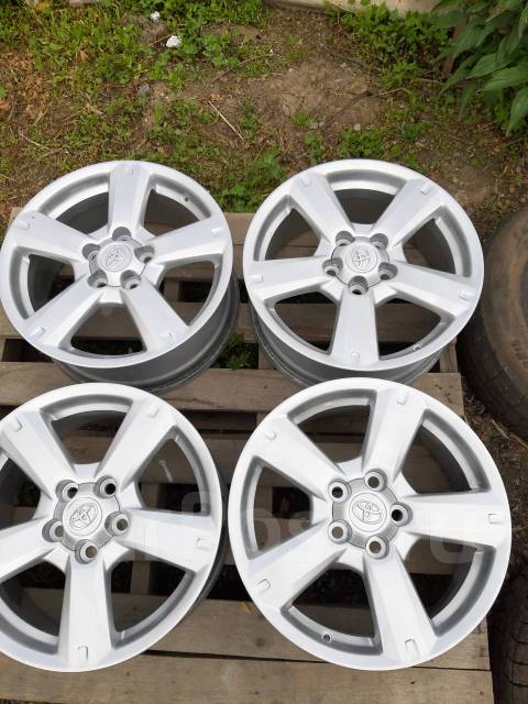 Литые диски Toyota R17-5x114,3 - Диски во Владивостоке
