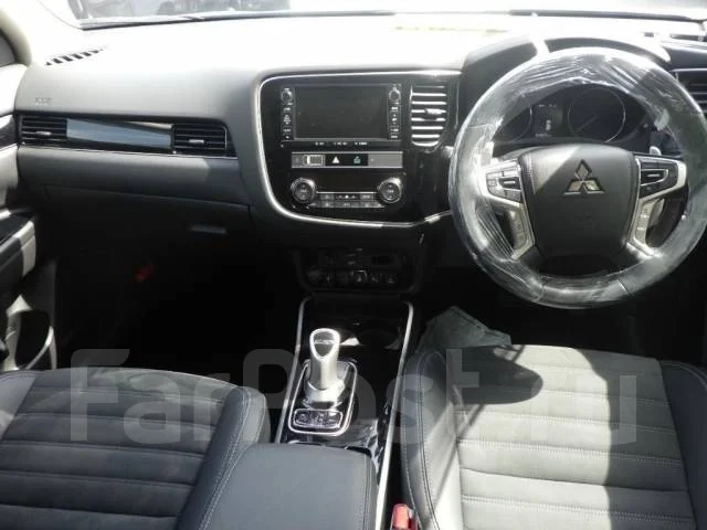 Mitsubishi Outlander. ��������, 4wd, 2.4 (128��.�.), ������, 24 000����. ��, �/�. ��� ����� �� ������������ ����