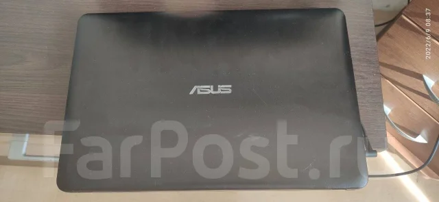 Asus VivoBook Max X541SA. 15.6", 1,6����, ��� 4 ��, ���� 120���, WiFi: 1, Bluetooth: 1, ����������� �� 6��. ����