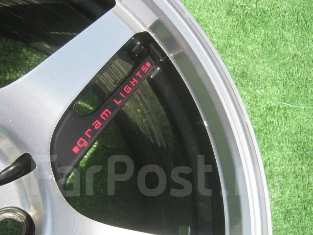 RAYS Gram Lights 57 Accelerate. 7.0x17", 5x100, ET50 ����