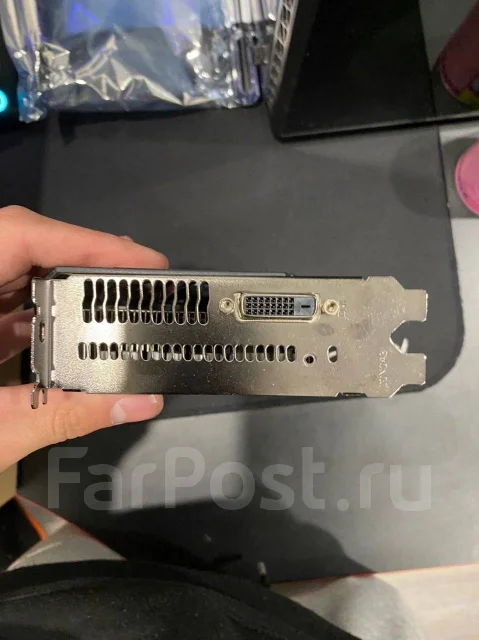 Radeon RX 580 ����