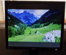 LG. 19", ���������� �� (LCD, LED, QLED) ����
