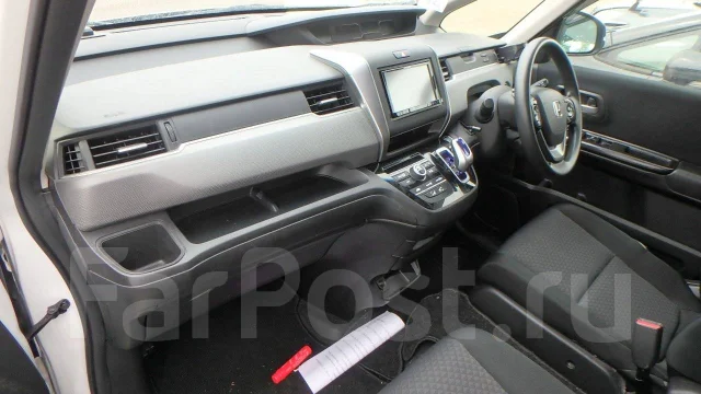 Honda Freed+. GB8, LEB ����