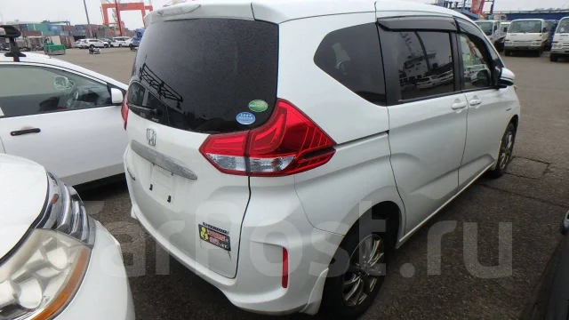 Honda Freed+. GB8, LEB ����