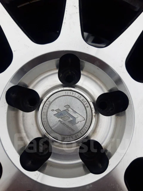 AZA Platinum. 7.0x17", 5x114.3, ET38, �� 72���. ����