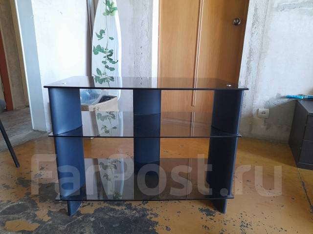 Продам ТВ тумбу - Мебель во Владивостоке