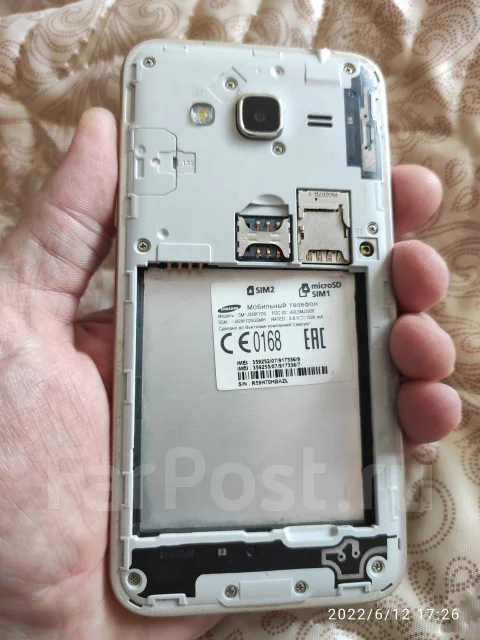 Samsung Galaxy J3 2016. �/� ����