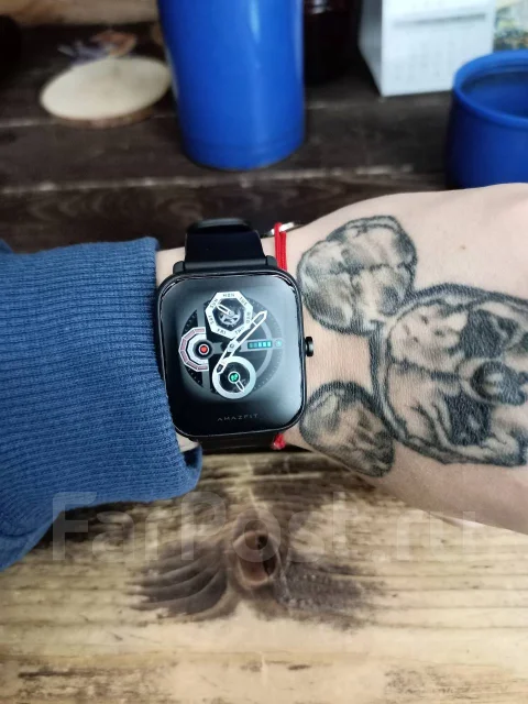 Amazfit Bip U. IP68 ����