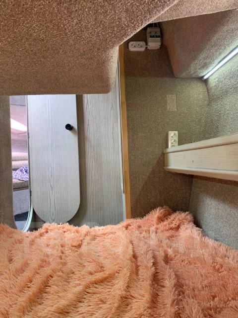 Mirage. 1986 ���, ����� 9,1��., ��������� ������������, 400��.�., ������ ����