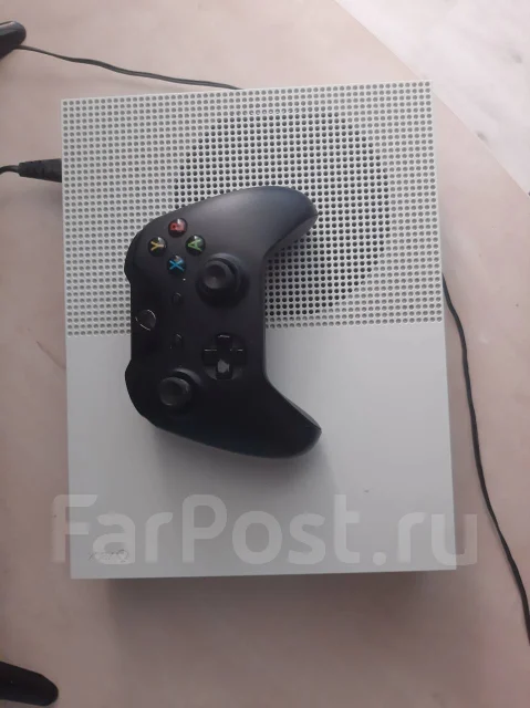 Microsoft Xbox One S ����