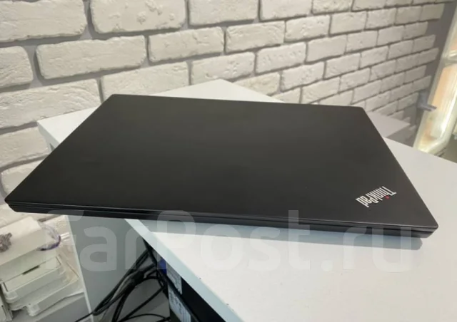 Lenovo ThinkPad E14 ����