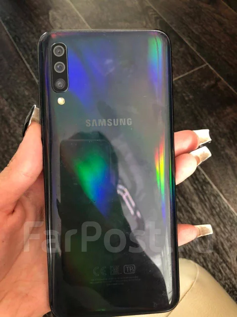 Samsung Galaxy A70. �/�, ������ ����