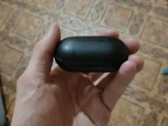 Samsung Galaxy Buds ����
