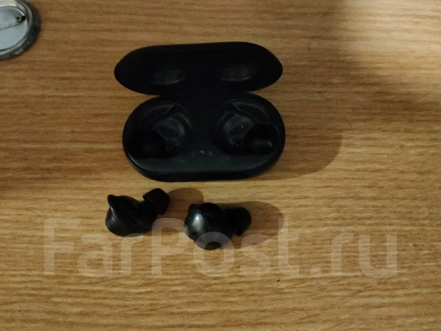 Samsung Galaxy Buds ����
