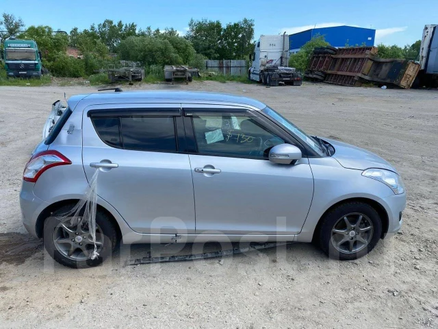 Suzuki Swift. ZC72S, K12B ����