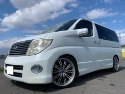 Nissan Elgrand. �������, 4wd, 2.5 (186��.�.), ������, 107 900����. ��, �/�, ��� ���. ��� ����� �� ������������ ����