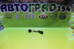 ������ ���������� Toyota Corolla Fielder Nze121 UCP1494RH ����