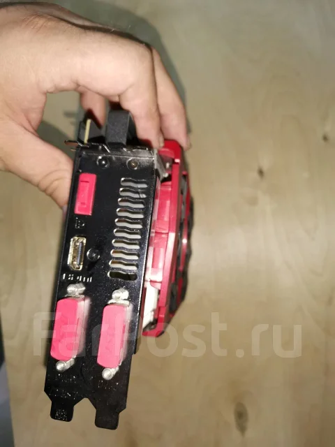 Radeon R9 390 ����