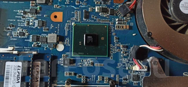 Sony VAIO PCG. ��� 4 ��, ���� 500���, WiFi: 1, Bluetooth: 1 ����