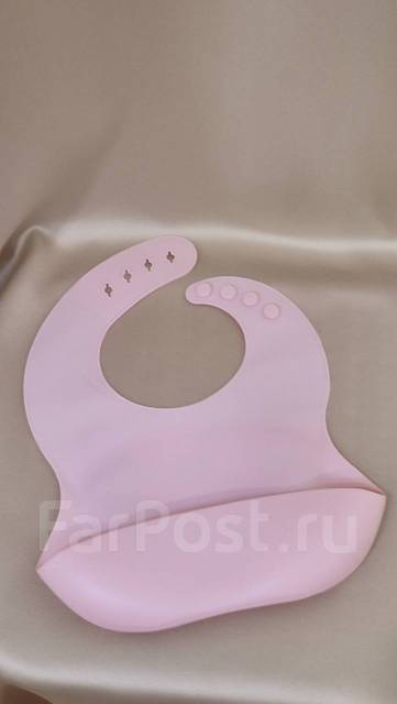 Силиконовый нагрудник, слюнявчик, в наличии. Цена: 350₽ во Владивостоке