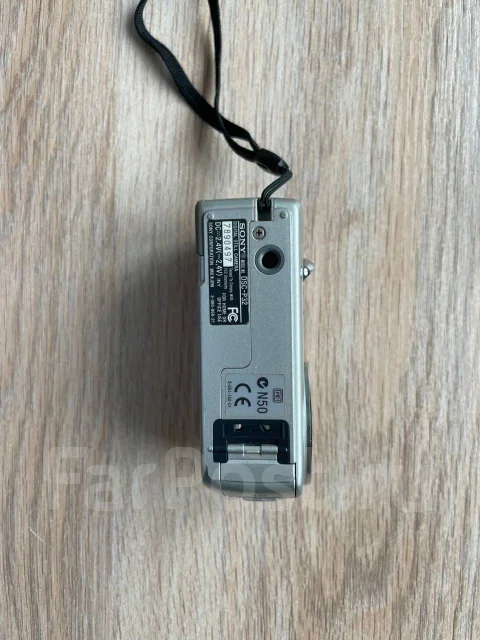 Sony Cyber-shot DSC-P32. ����� 4-� �� ����
