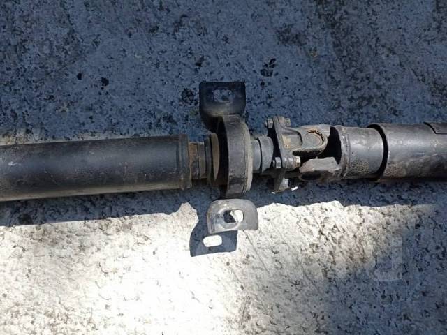 Кардан спринтер 2008. Кардан кариб. Кардан toyota sprinter carib ae95. Тойота кариб ае 95 карданный вал. Тойота спринтер стучит карданный вал.