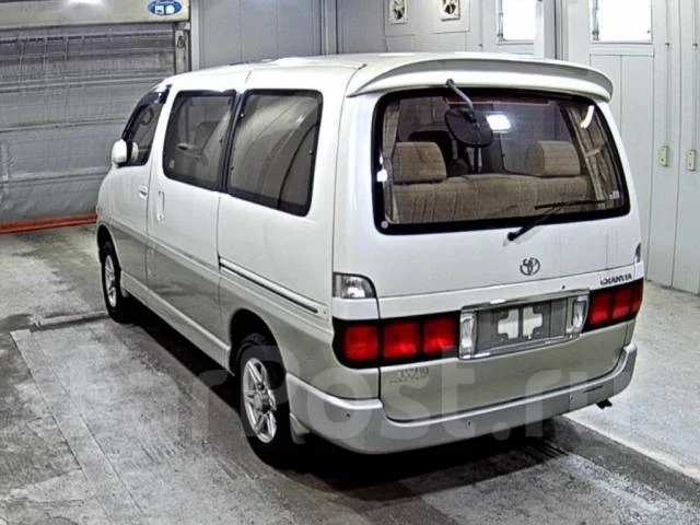 Toyota Granvia. �������, 4wd, 3.0 (140��.�.), ������, 79 000����. ��, �/�, ��� ���. ��� ����� �� ������������ ����