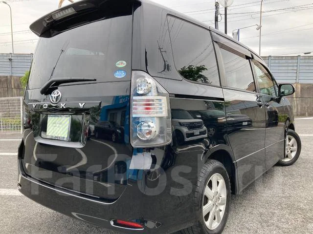 Toyota Voxy. ��������, ��������, 2.0 (140��.�.), ������, 80 000����. ��, �/�, ��� ���. ��� ����� �� ������������ ����