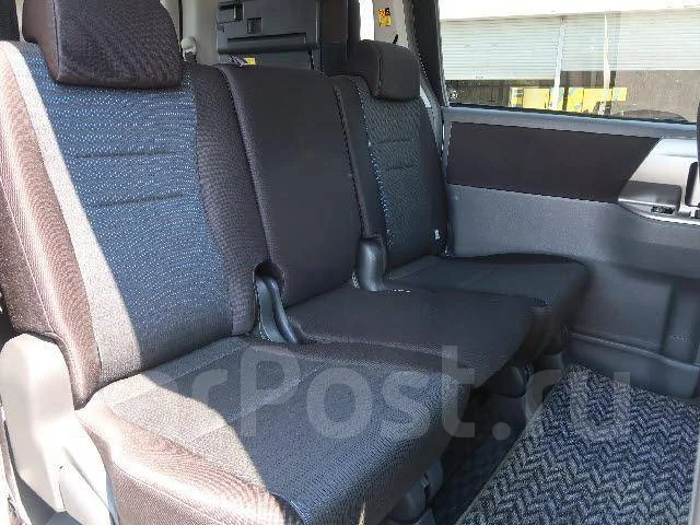 Toyota Voxy. ��������, ��������, 2.0 (140��.�.), ������, 67 000����. ��, �/�, ��� ���. ��� ����� �� ������������ ����