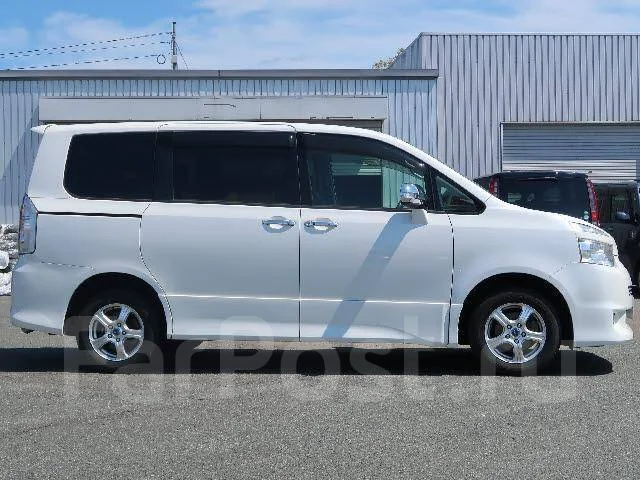 Toyota Voxy. ��������, ��������, 2.0 (140��.�.), ������, 67 000����. ��, �/�, ��� ���. ��� ����� �� ������������ ����